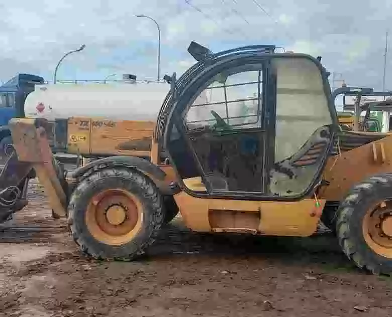 5. Manipulador telescopico Case Tx 140/45