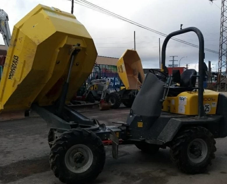 3. Dumper Wacker Neuson 3001
