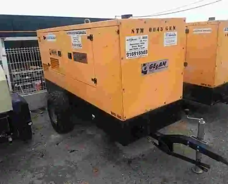 2. Grupo electrogeno Gesan DPS100