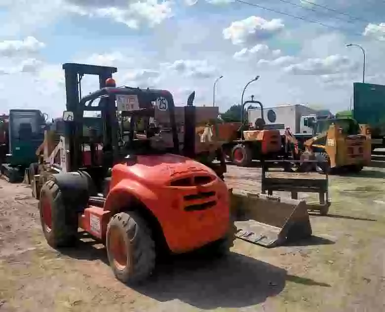 4. Carretilla Ausa CH250 x 4