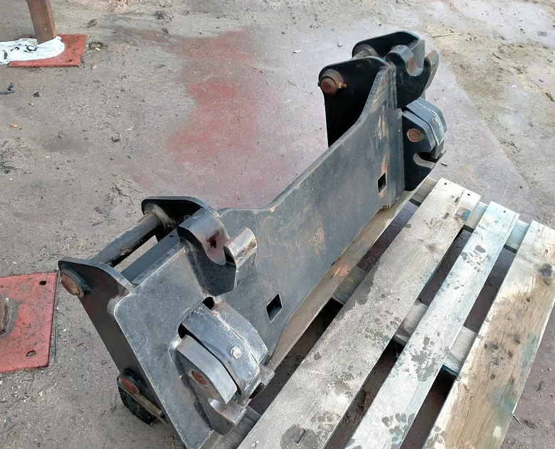 3. Enganche rapido frontal Jcb 3cx