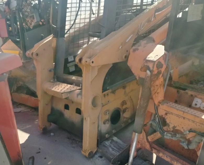 14. Lote de Maquinaria de Obra