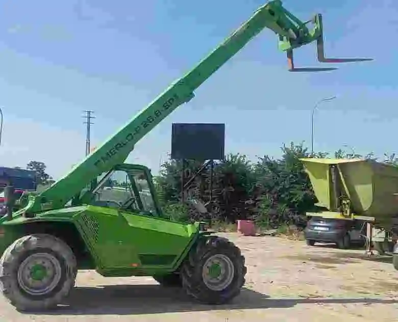 12. Merlo P26.6 ST
