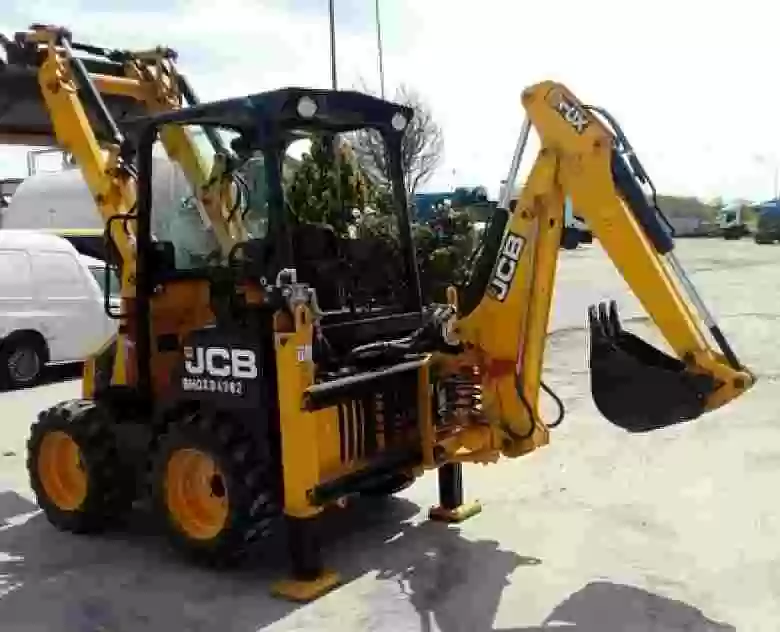 4. Retro Cargadora Jcb 1CX