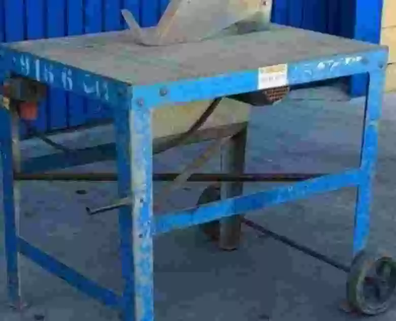 1. Tronzadora de madera Sima