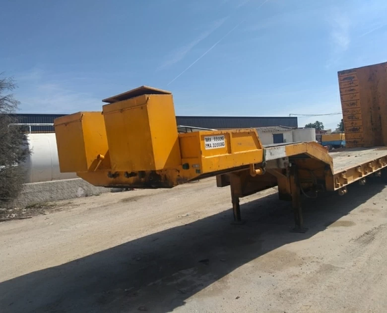 2. Góndola Fruehauf de 3 ejes