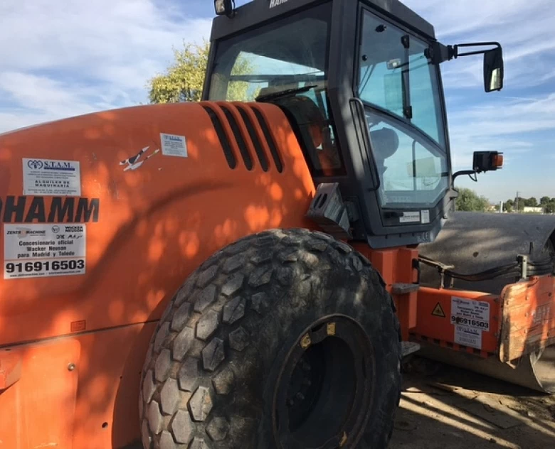 2. Rodillo Hamm 3411