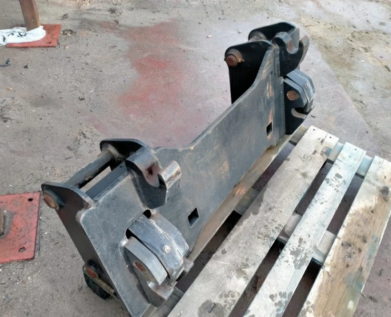 1. Enganche rapido frontal Jcb 3cx