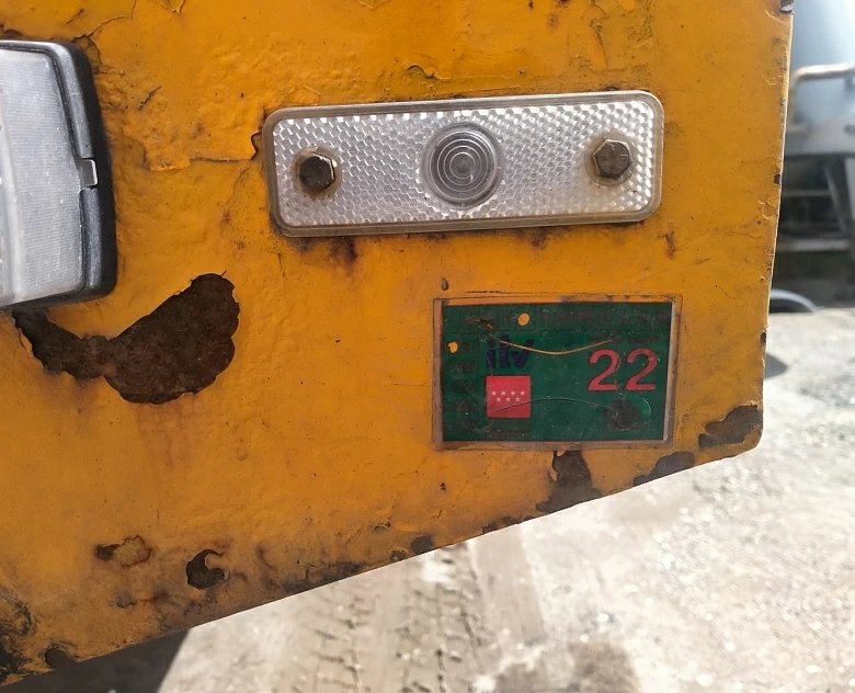 13. Góndola Fruehauf de 3 ejes