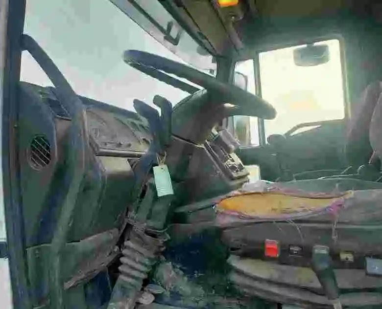 4. Camión hormigonera Iveco Trakker 340